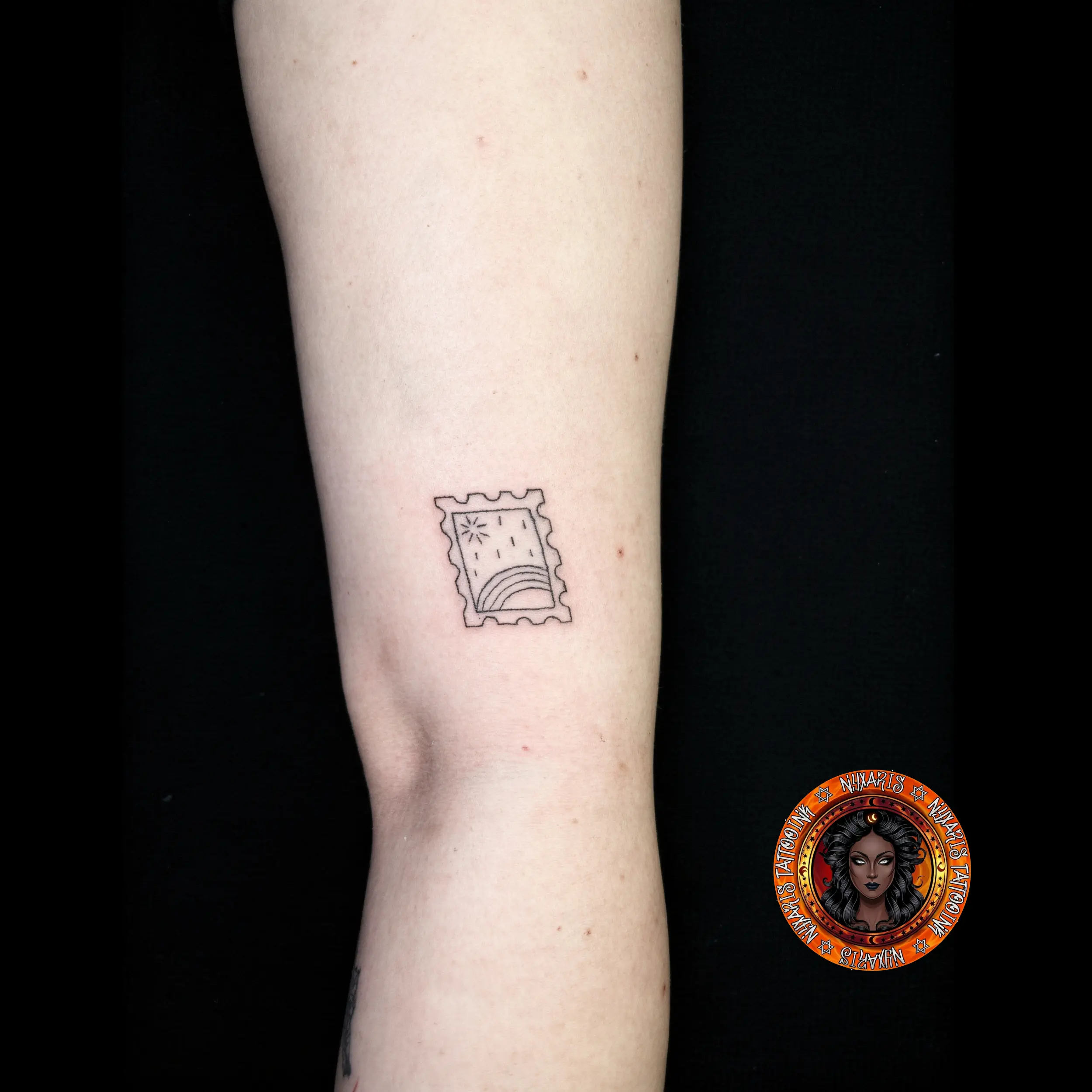 Minimal Kartpostal Dövme - Sade ve Zarif Tasarım, Nyxaris Tattoo Ink İzmir