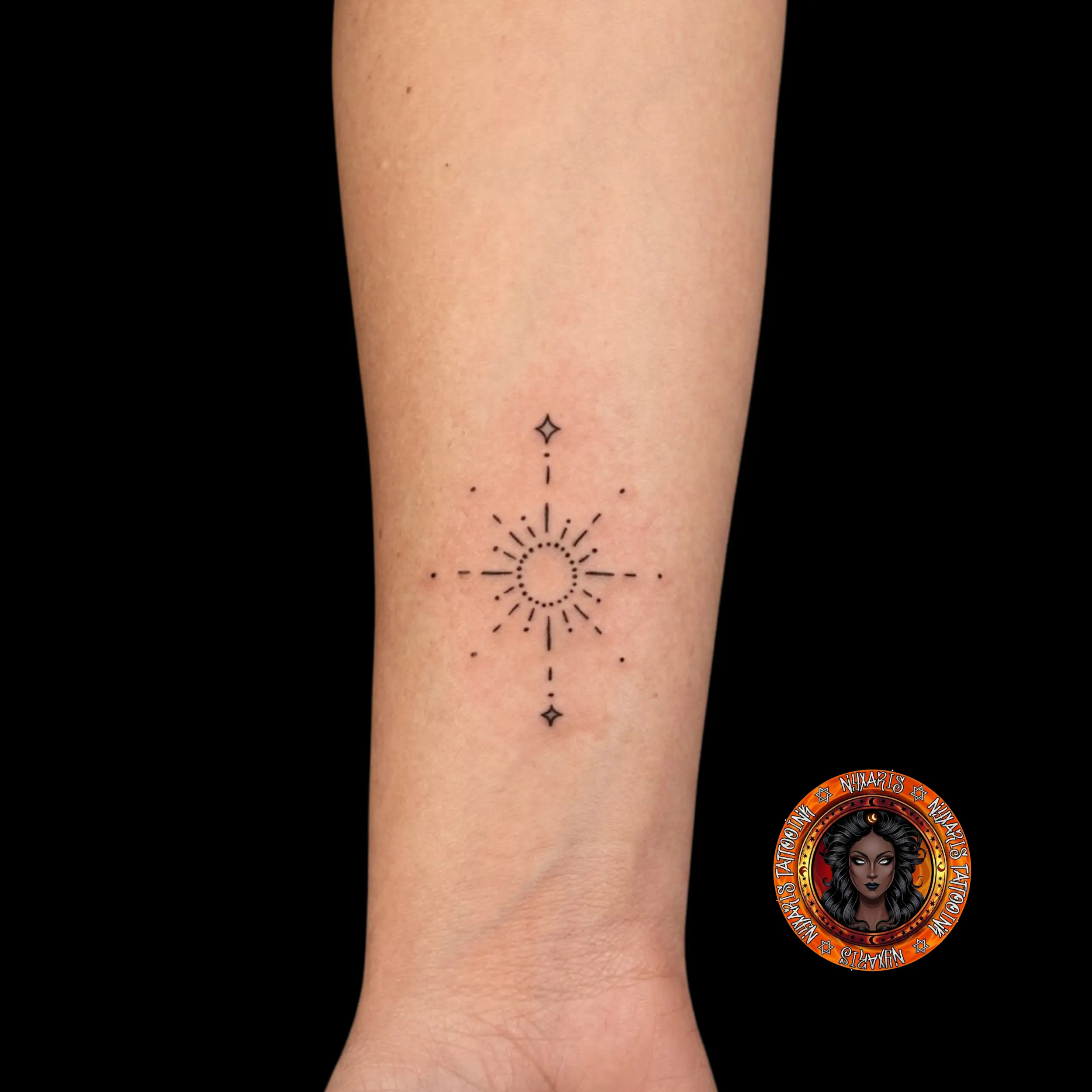 Güneş Özel Tasarım Dövme Çalışması - Kişiye özel, Nyxaris Tattoo Ink İzmir